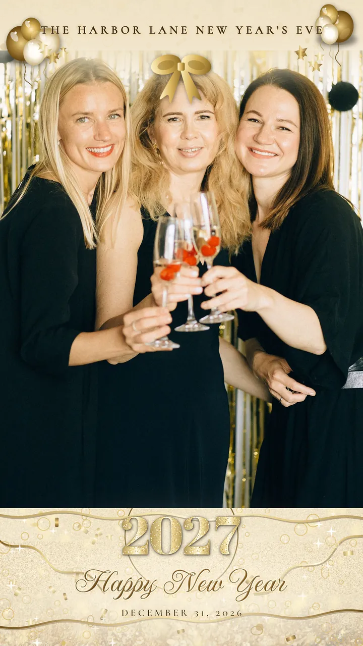 Champagne Toast, GIF and boomerang overlay, portrait