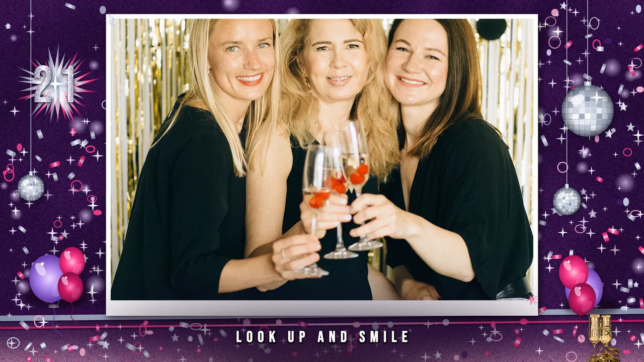 Disco Twenty-One Capture screen with the live-view window photo booth template, 1920 x 1080 px